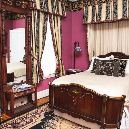 Faunbrook Bed & Breakfast (Adults Only) West Chester Exterior photo