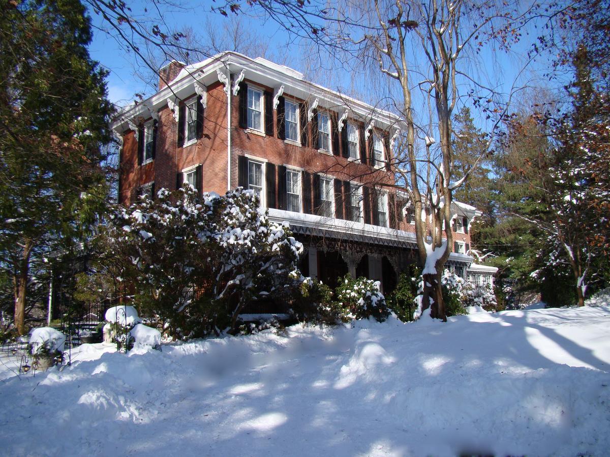 Faunbrook Bed & Breakfast (Adults Only) West Chester Exterior photo